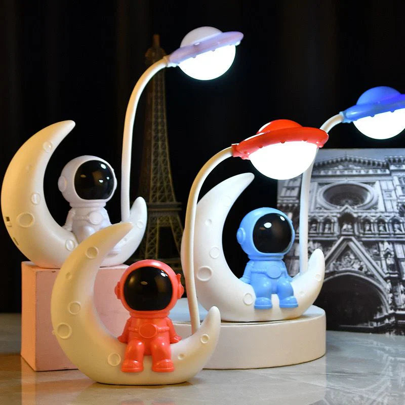 Desk lamp LED On/Off Switch Student Rechargeable Led Table Lamps Eye Protection Lamp (Astronaut)