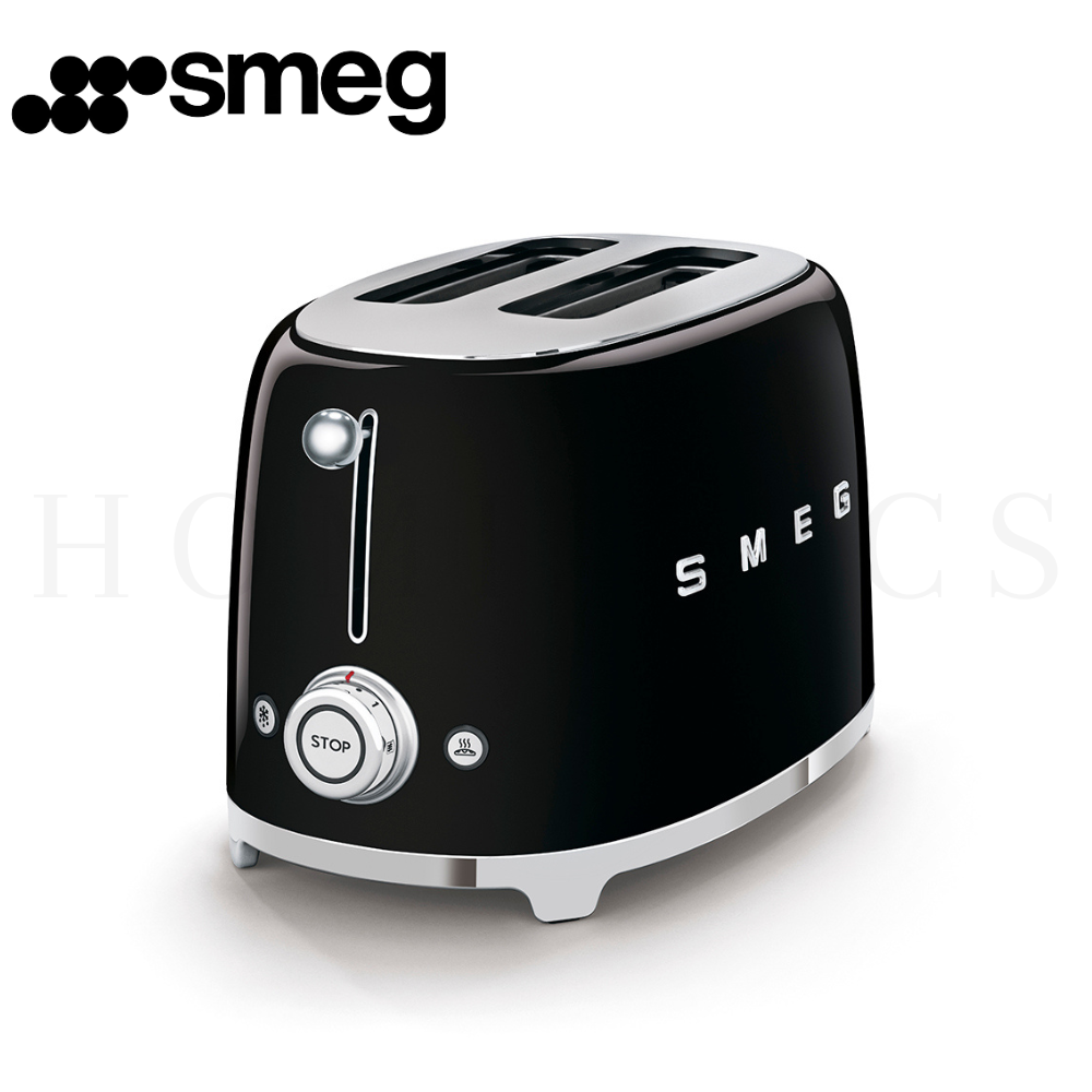 SMEG 2 Slice Toaster Black Closeup – Premium Finish and Modern Retro Look